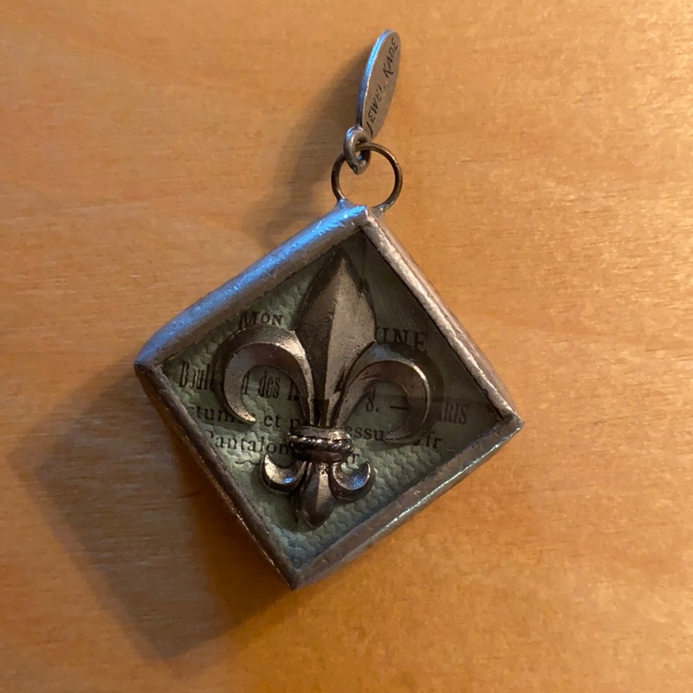 Jewel Kade charm